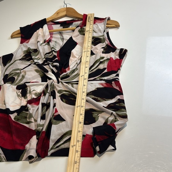 Donna Karan Tank Top Size Medium - Picture 6 of 8